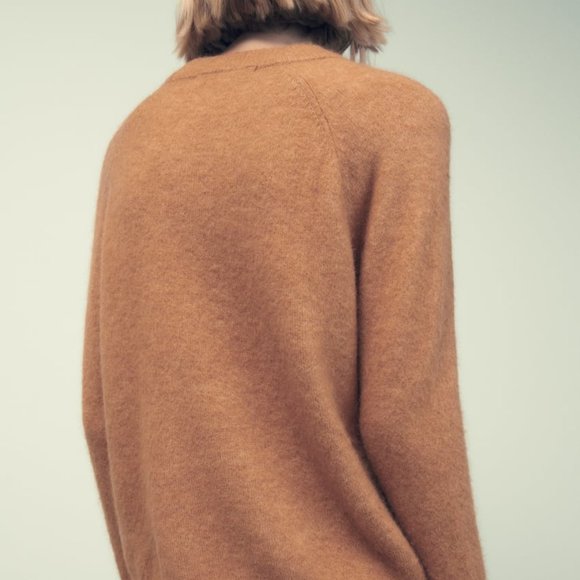 NWT ALPACA AND WOOL BLEND ORANGE BROWN CAMEL SWEATER. - Picture 5 of 10